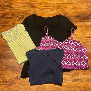 Bundle of 4 tops size small/medium